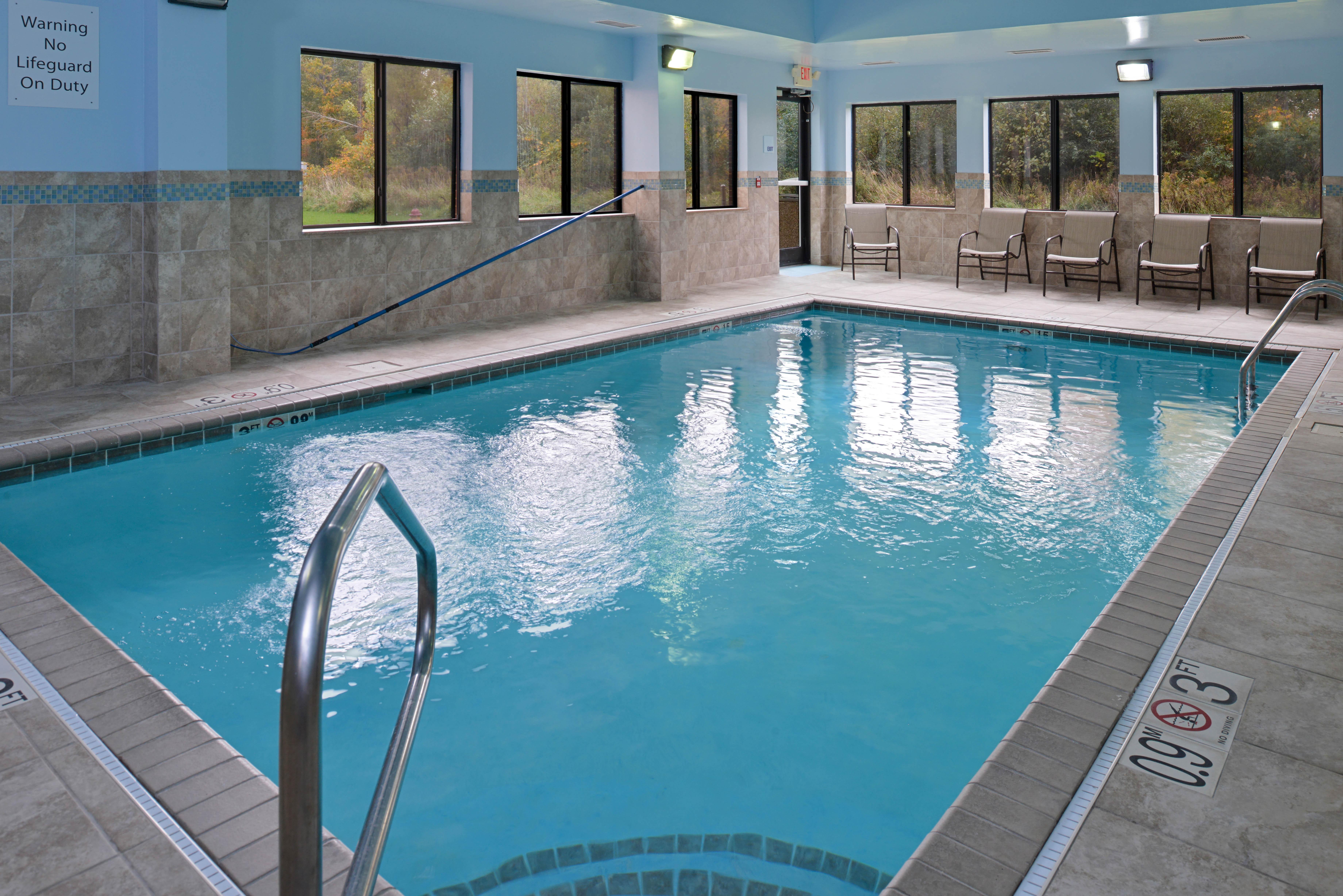 Holiday Inn Express Hotel & Suites Youngstown - North Lima/Boardman By Ihg Esterno foto