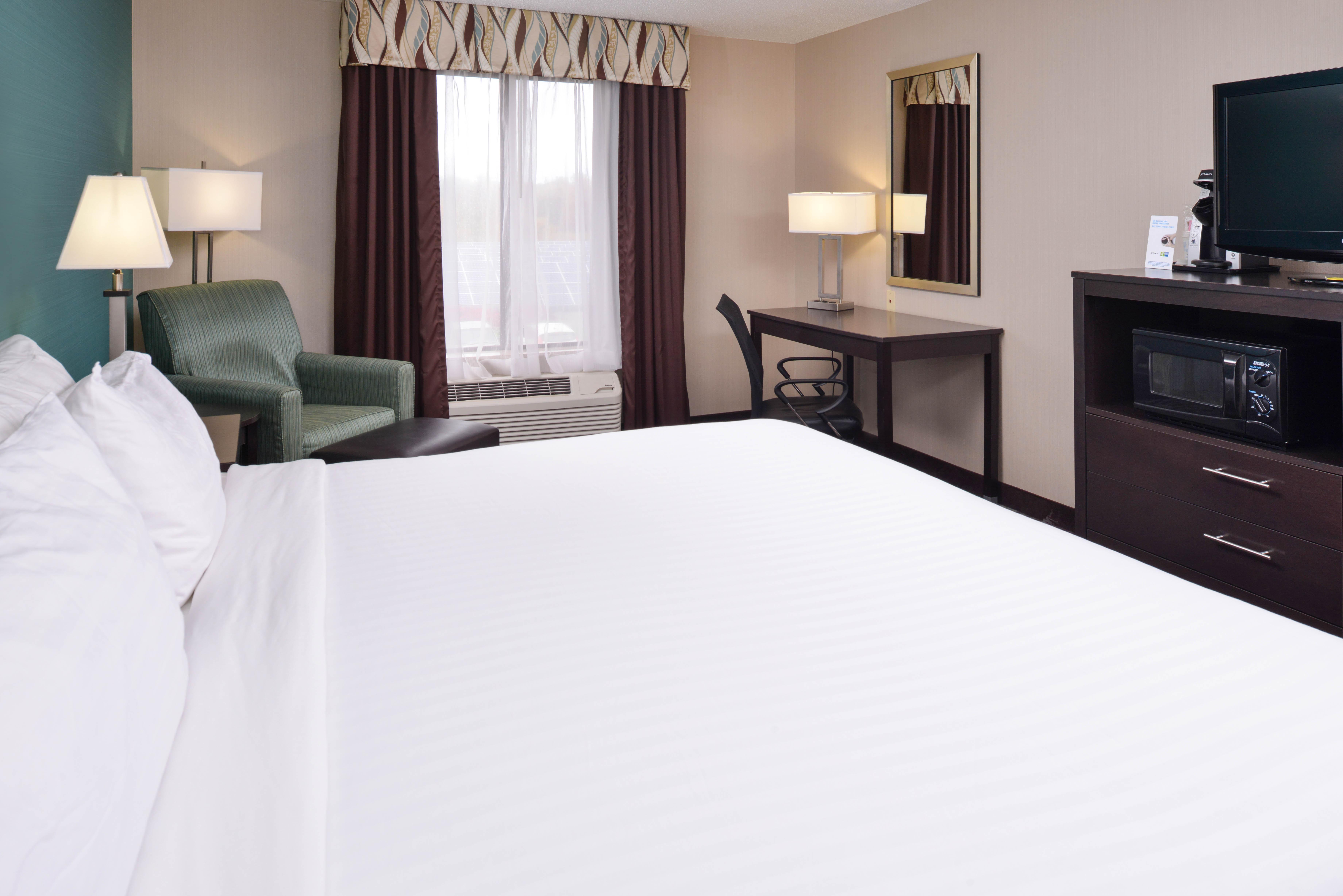 Holiday Inn Express Hotel & Suites Youngstown - North Lima/Boardman By Ihg Esterno foto