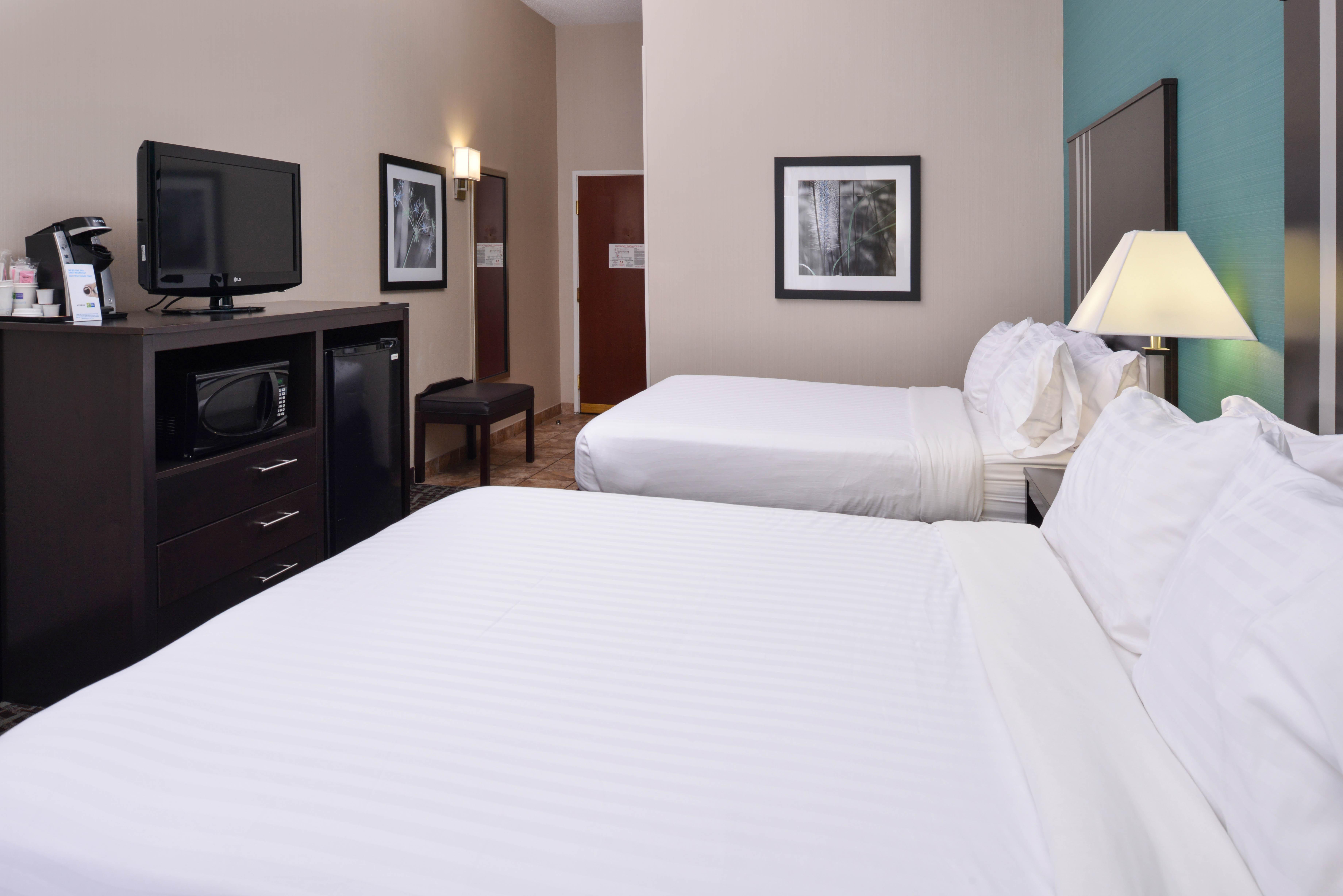 Holiday Inn Express Hotel & Suites Youngstown - North Lima/Boardman By Ihg Esterno foto