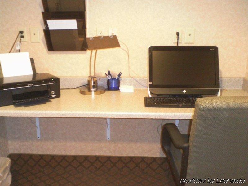Holiday Inn Express Hotel & Suites Youngstown - North Lima/Boardman By Ihg Servizi foto