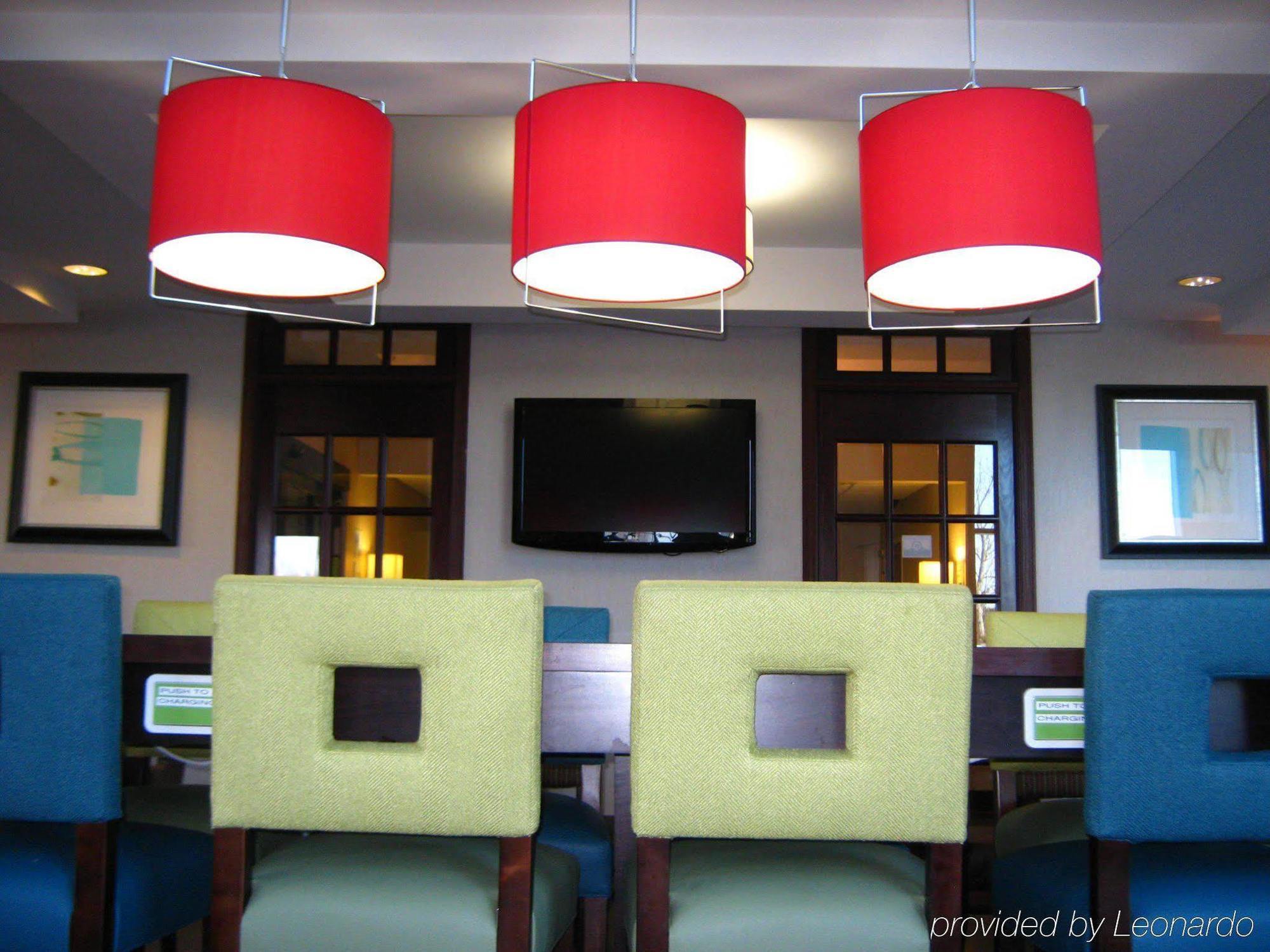 Holiday Inn Express Hotel & Suites Youngstown - North Lima/Boardman By Ihg Esterno foto