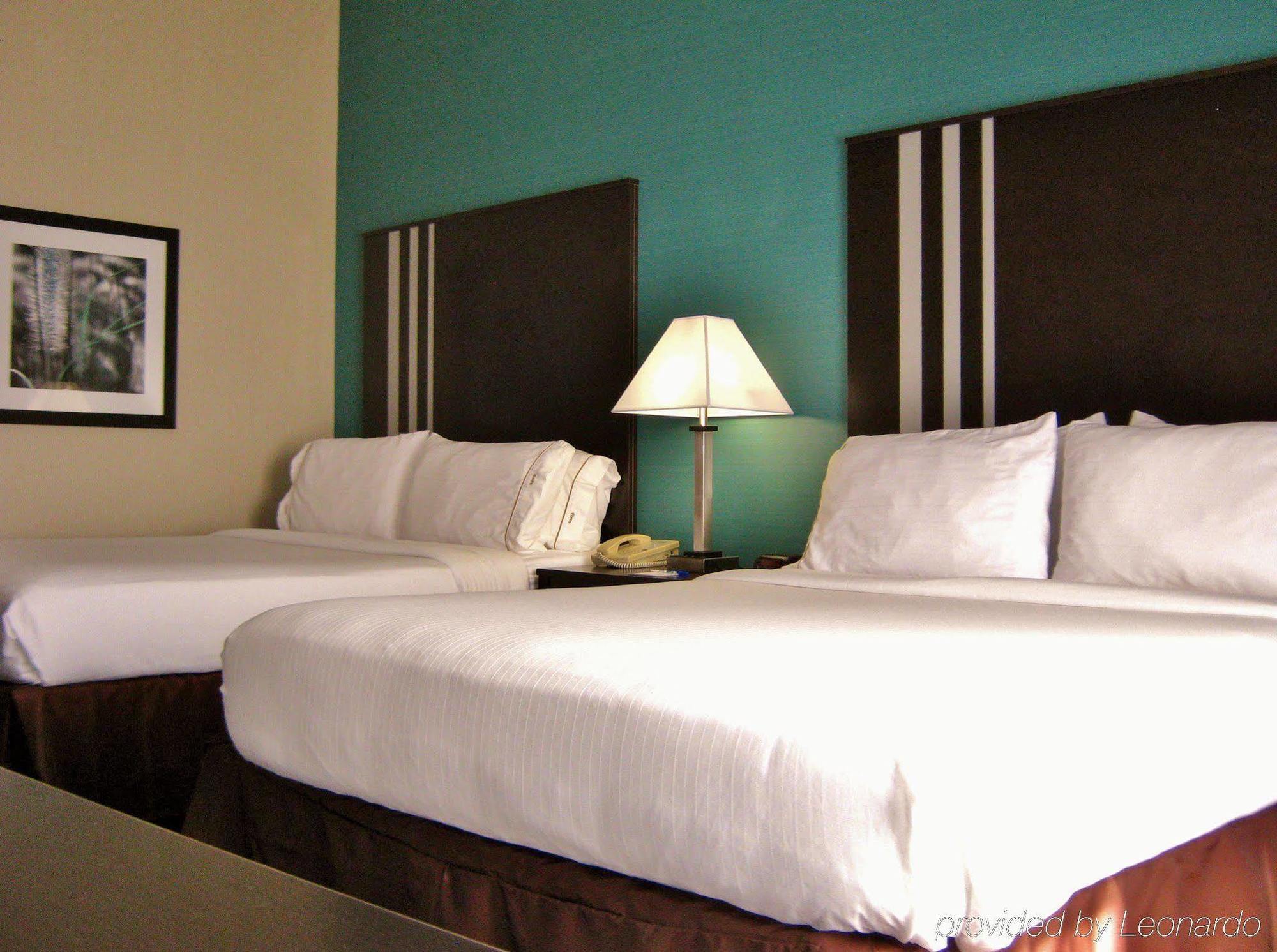 Holiday Inn Express Hotel & Suites Youngstown - North Lima/Boardman By Ihg Esterno foto